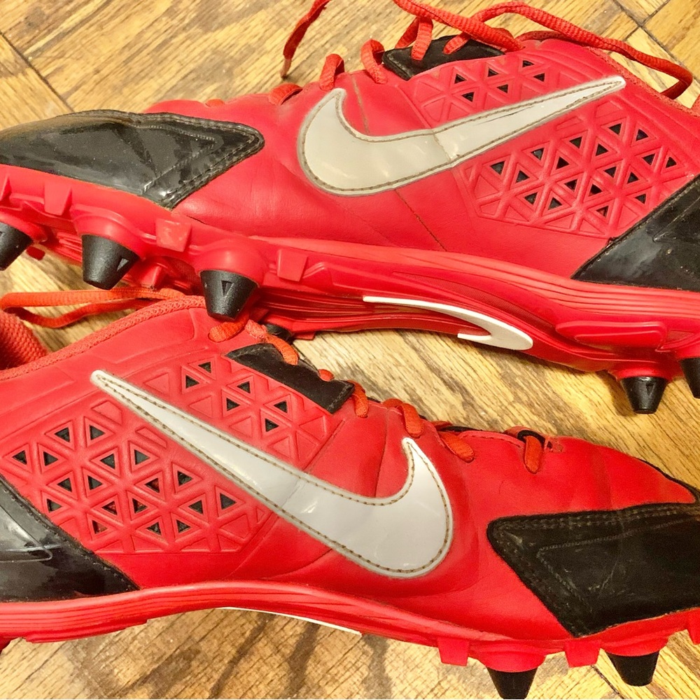 Nike Alpha Strike Red and Black Cleats, New pegs.